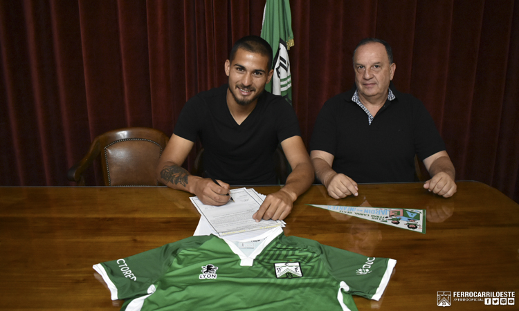 Camisa Titular Ferro Carril Oeste 2018-19